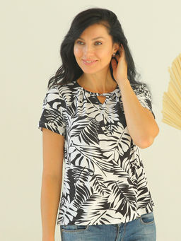 Футболка женская