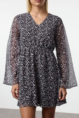 TRENDYOLMILLA Cok Renkli Etegi Belden Ac?lan Mini Astarl? Sifon Dokuma Elbise TWOAW25EL00570  фото 3
