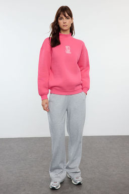 TRENDYOLMILLA Fusya Kal?n Ici Polarl? Slogan Nak?sl? Dik Yaka Regular/Normal Kesim Orme Sweatshirt TWOAW21SW0019 фото 2