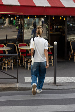 BROOCH DETAIL T-SHIRT - Zara фото 4
