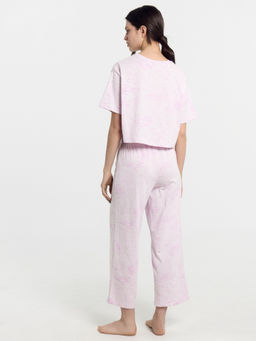 Комплект женский (футболка, бриджи) фиолетовый с принтом "комиксы"