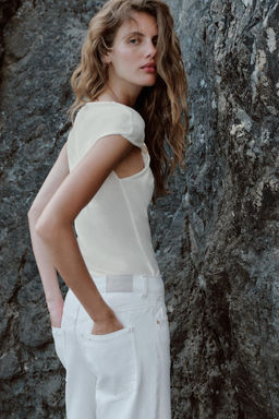 TOP DRAPEADO FORNITURA / Blanco roto - Zara фото 4