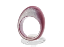 Перстень крупный из кошачьего глаза сиреневый размер 17