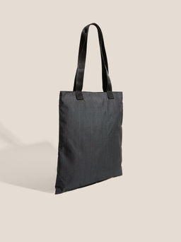 Женский шоппер PUMA BASE Tote Артикул 4558131, черный