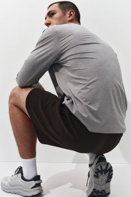 Bermudas de deporte efecto neopreno con DryMove - H&m фото 10