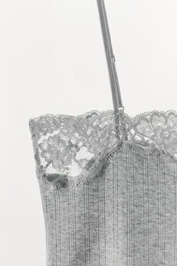 TOP POINTELLE ENCAJE / Gris vigor?