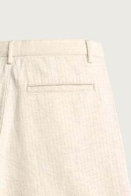 BERMUDA WIDE FIT RAYAS PLIEGUES / Crudo - Zara фото 9