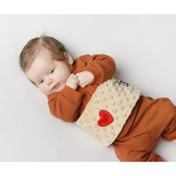 Развивающая игрушка пояс-грелка «Мамина любовь» с вишнёвыми косточками, цвет бежевый