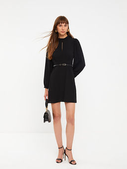 Dik Yaka D?z Uzun Kollu Elbise