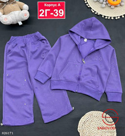 Костюм для девочки спортивный