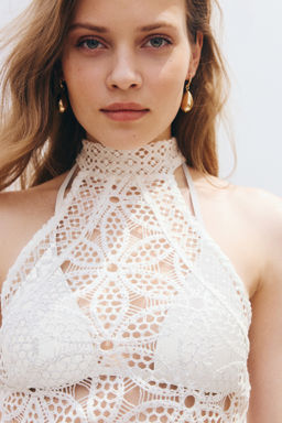 Top asim?trico de encaje con escote halter - H&m фото 6
