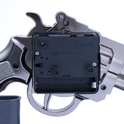 Часы - будильник настольные «Пистолет», дискретный ход, циферблат d=7 см, 13×24 см, АА