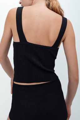 KNIT TOP WITH HOOK-AND-EYE DETAILS - Zara фото 2