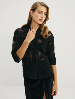 Блузка с аппликациями / Zarina