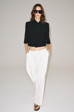 BLAZER CROPPED MANGA CORTA ZW COLLECTION / Negro - Zara фото 4