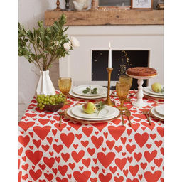 Скатерть «Этель» Red hearts 149×220 см, 100% хлопок, саржа 190 г/м²