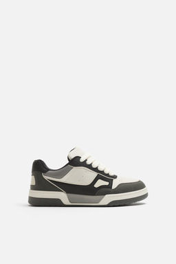 SKATE TRAINERS