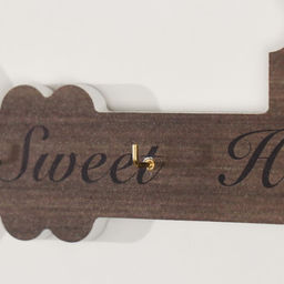 Настенные крючки декоративные «Ключик с подсолнухом», дерево, 2.5×29.5×15 см, МИКС