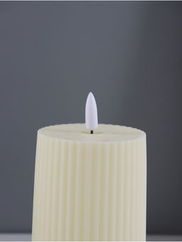 Светодиодная свеча, ночник LED RISALUX «Уют», 3×ААА, белый, 7.5×7.5×12.5 см
