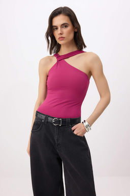 Siyah Duz Fitted Asimetrik Yaka Kolsuz C?tc?tl? Esnek Orme Body TWOSS26BD00017 - Trendyolmilla фото 5