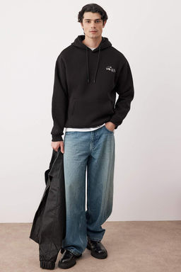 Siyah Oversize/Genis Kesim Nak?sl? Ici Polarl? Kapusonlu Sweatshirt TMNAW25SW00016