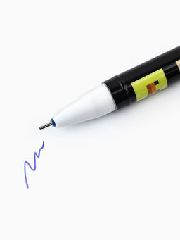 Цена за 10 шт. Ручка пиши-стирай с колпачком «Пиксели», синяя паста, гелевая 0.5 мм