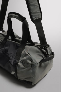 MALETA DEPORTIVA PLEGABLE 30L / Negro - Zara фото 3