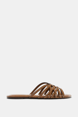 SANDALIA PLANA MULTI TIRAS / Marr?n