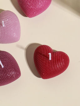 Набор свечей декоративных "Вафельные сердца" 5 шт 4,5х4,5 розово-фиолетовые 6,5х22,5х3,5 см   109135