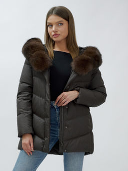 с МЕХОМ ПЕСЕЦ ПРЕМИУМ класса Полупальто зимние темно-коричневого цвета - Mtforce фото 8