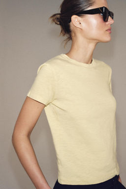 CAMISETA ALGOD?N FLAM? / Amarillo pastel - Zara фото 5