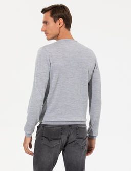 Серый зауженный трикотаж с круглым вырезом - Cacharel фото 5