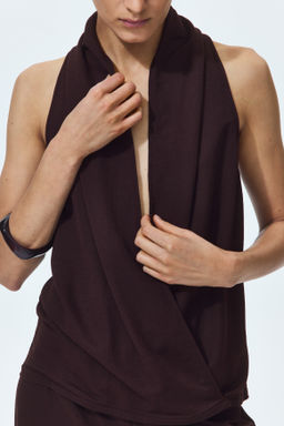 Top cruzado con cuello esmoquin - H&m фото 4