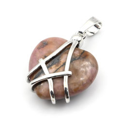 Подвеска в форме сердца 20*25мм с родонитом