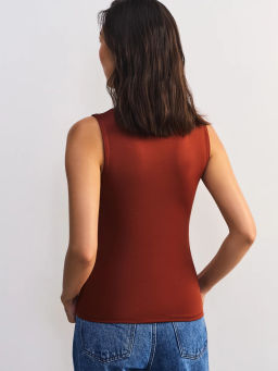 Базовый топ с широкими бретелями LUCKY0526-21 / Zarina