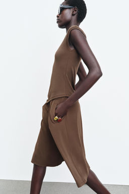 ASYMMETRIC SLEEVELESS T-SHIRT - Zara фото 4