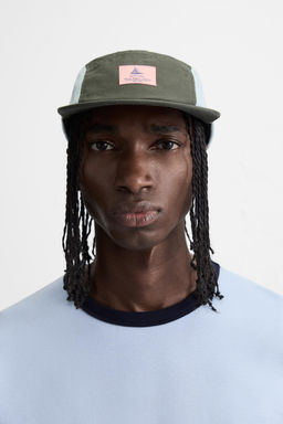 COLOUR BLOCK PATCH CAP