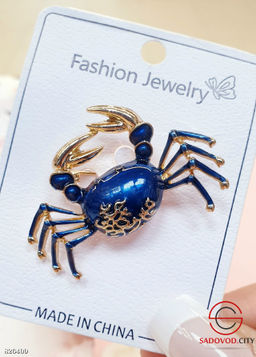 Брошь женская на булавке