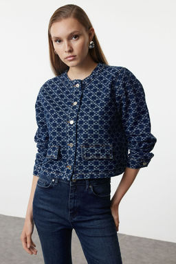 Koyu Mavi Desenli Cep Detayl? Crrop Denim Bomber Ceket TWOAW25CE00030