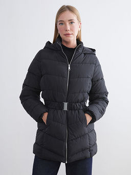 Kap??onlu Kad?n ?i?me Mont