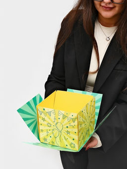 Бум-коробка подарочная с бабочками «Тебе подарочек», 12 × 12 × 12 см