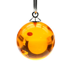 Кулон шарик из янтаря 16мм цв.медовый.