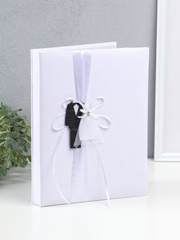 Фотоальбом на 100 фото 13х18 см "Жених и невеста" в коробке 4х23х29,5 см