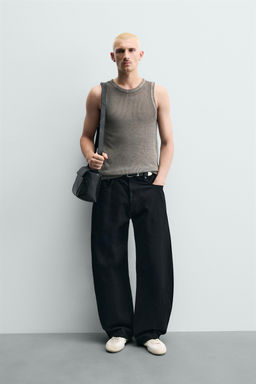 CAMISETA TANK ESTRUCTURA CALADOS / Gris