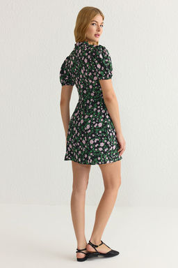 TRENDYOLMILLA Cok Renkli A Kesim Dik Yaka Cicek Desenli Super Mini Astarl? Dokuma Elbise TWOSS21EL2880 фото 5