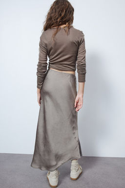 Maxifalda en saten arrugado - H&m фото 5