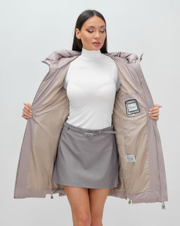 Куртка зимняя женская классическая с капюшоном светло-коричневого цвета 7671SK - Visdeer фото 15