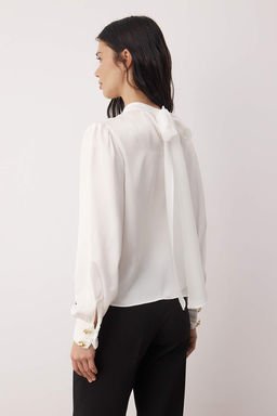 Beyaz Sal Detayl? Dugmeli Saten Dokuma Bluz TWOAW26BZ00353 - Trendyolmilla фото 4