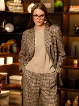 Блузка вязаная