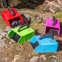 Марья (Maria) Комбайн (контейнер) плодосборник Финский S для ягод, 15х10х10см, с заслонкой, пластик/обрезиненная ручка, цвет сиреневый (подходит для всех типов ягод) (Китай) - Домашняя мода фото 7